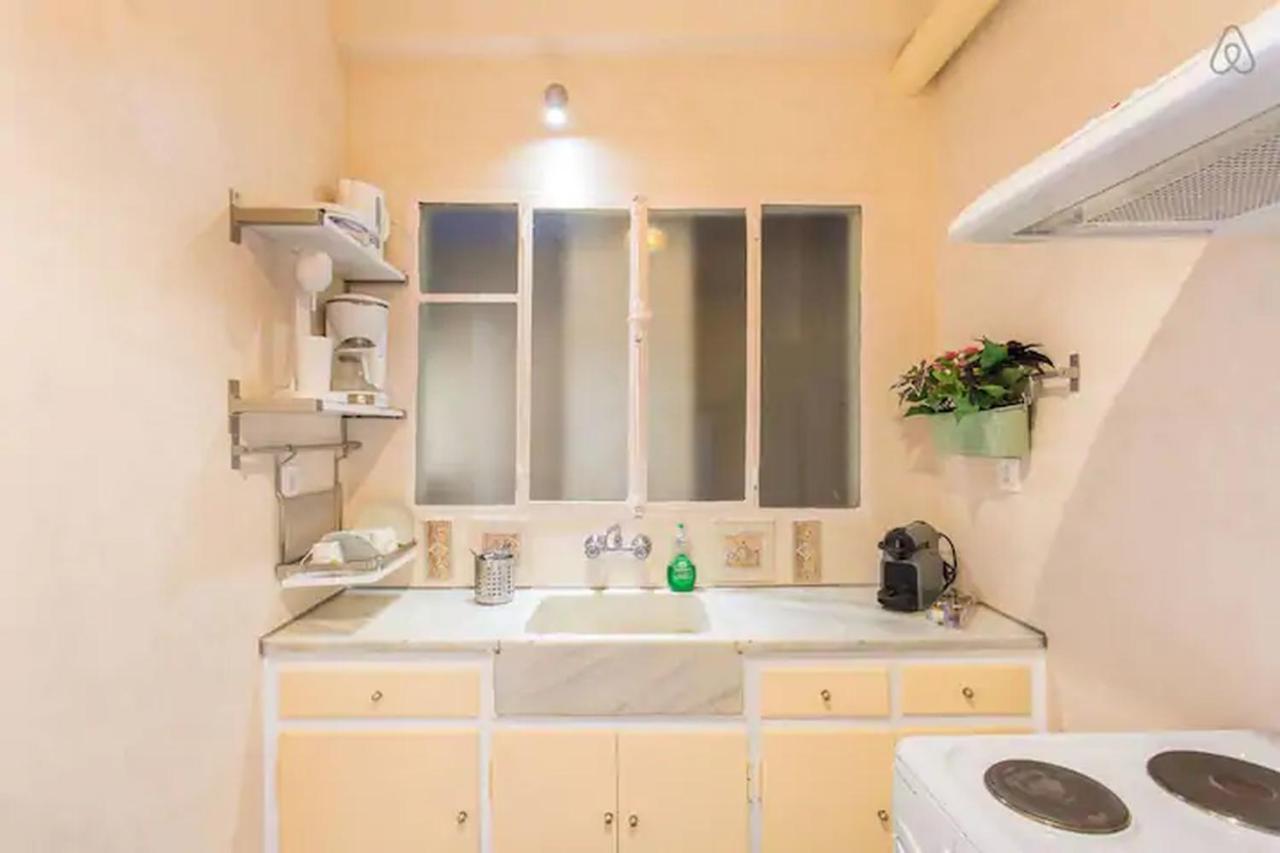 Openair Hot Tub/Big Balcony/Great Boutique Apt 雅典 外观 照片
