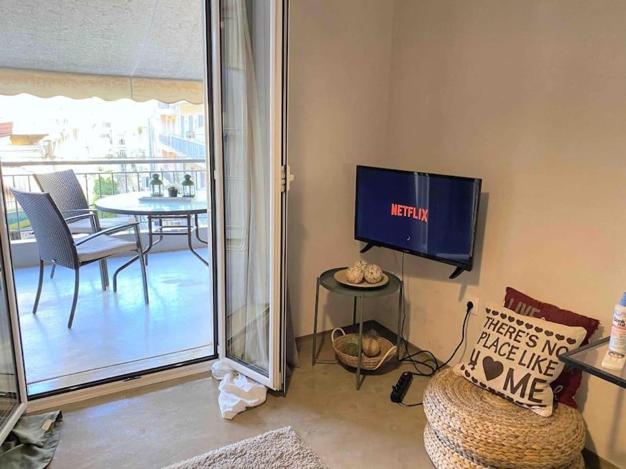 Openair Hot Tub/Big Balcony/Great Boutique Apt 雅典 外观 照片
